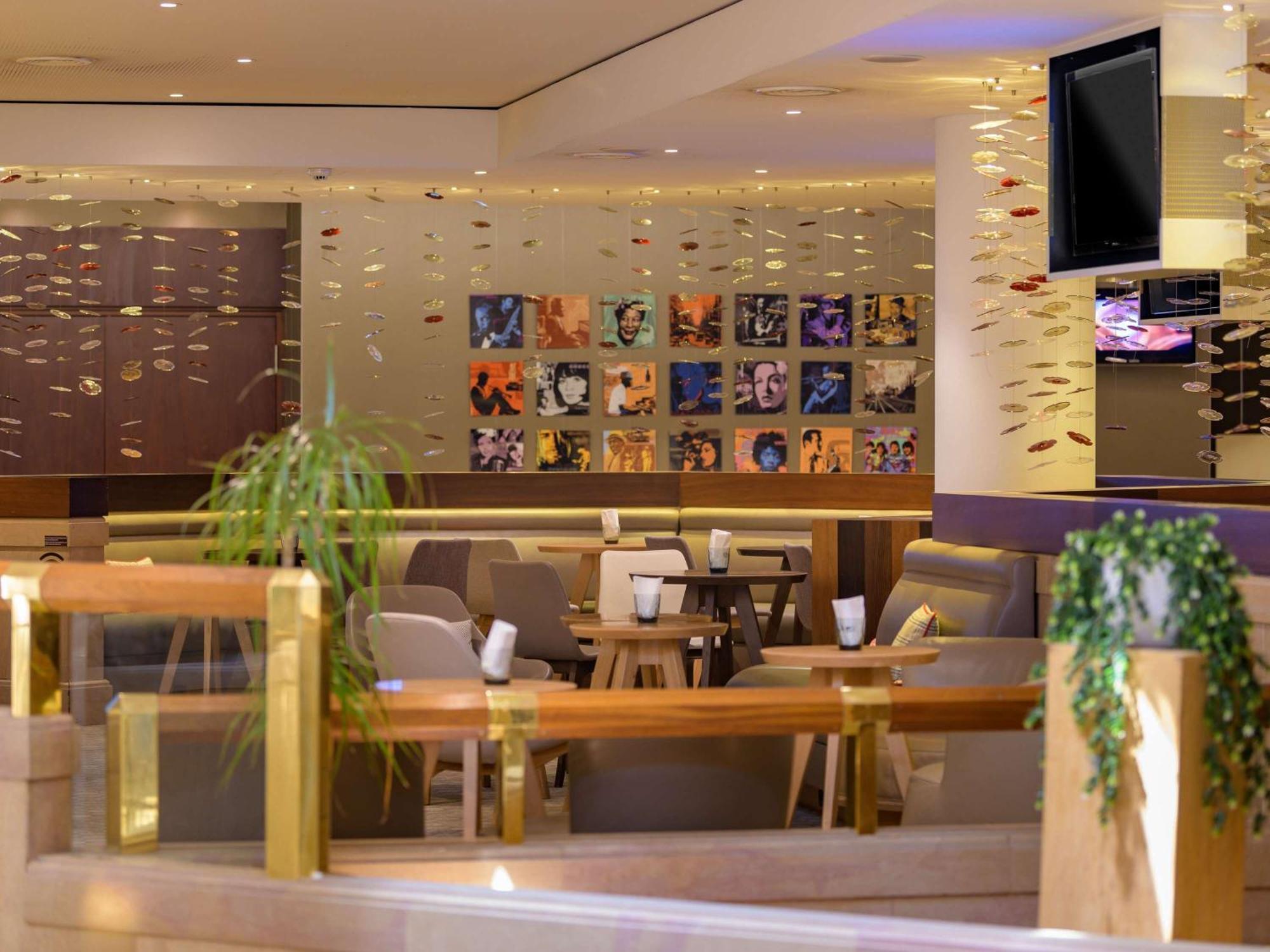 Moevenpick Hotel Geneva Meyrin Luaran gambar