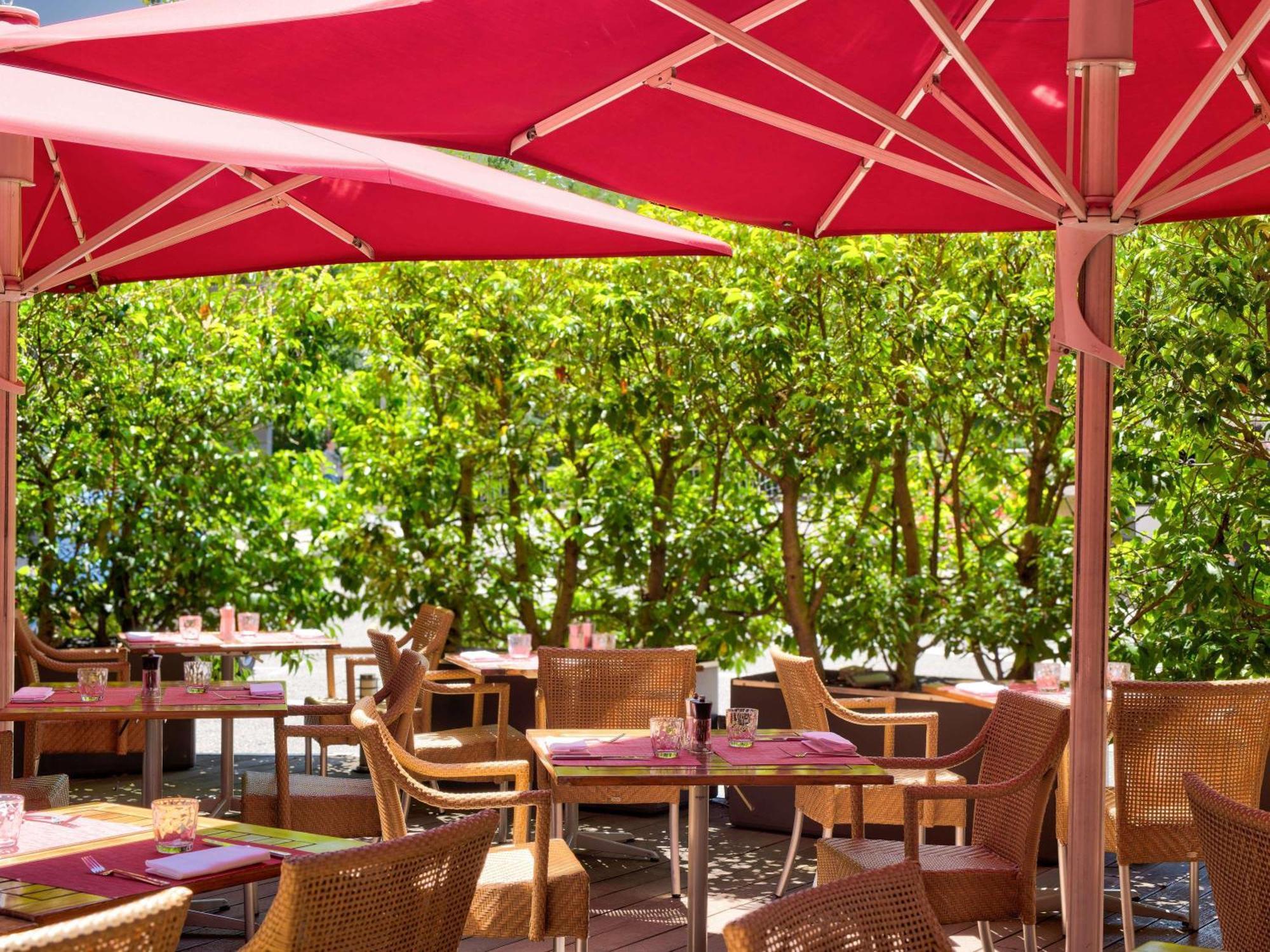 Moevenpick Hotel Geneva Meyrin Luaran gambar