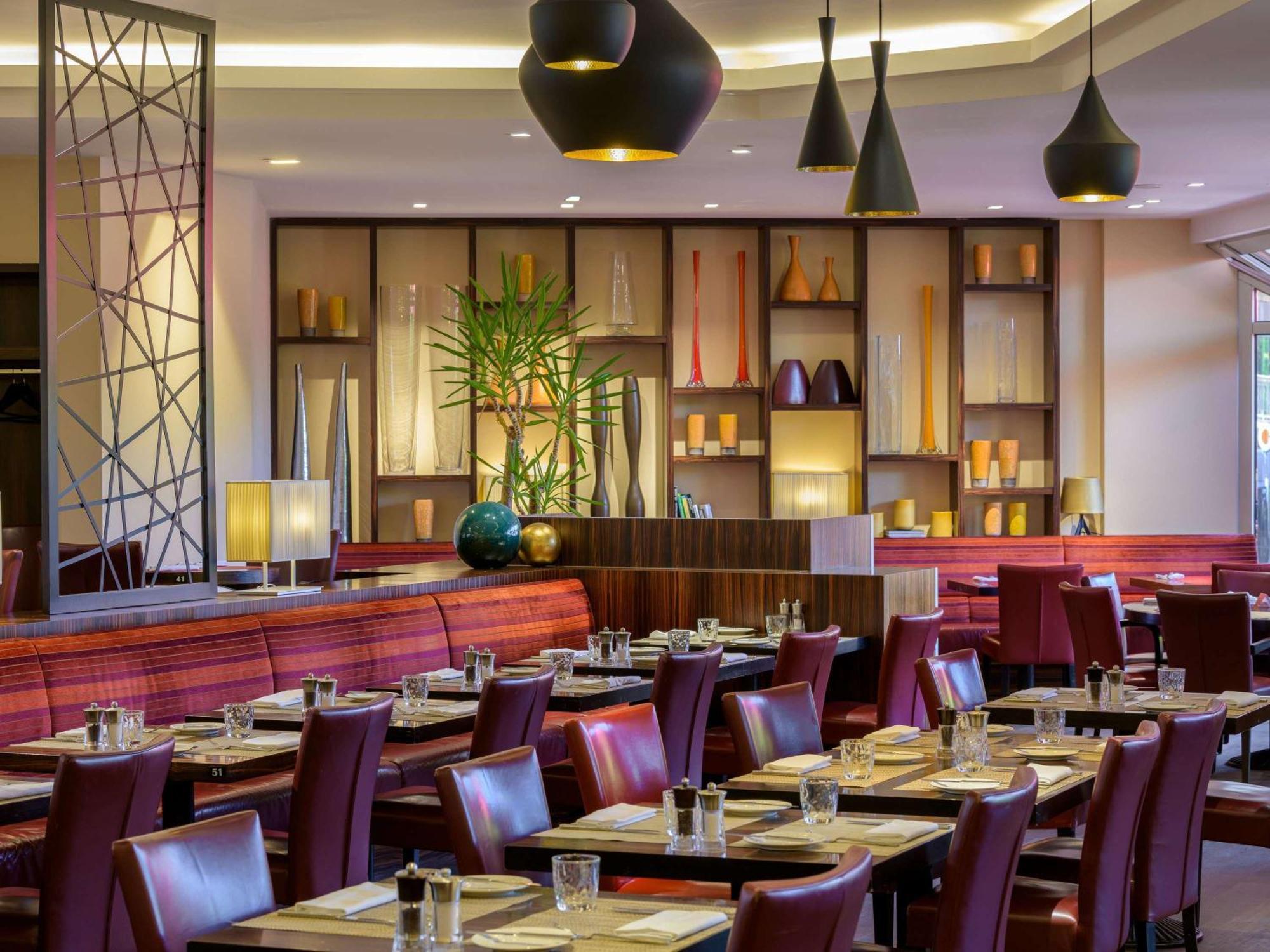 Moevenpick Hotel Geneva Meyrin Luaran gambar