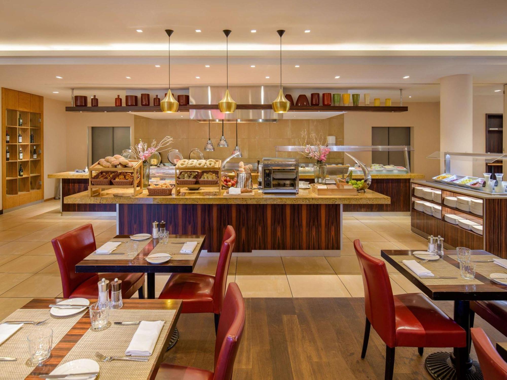 Moevenpick Hotel Geneva Meyrin Luaran gambar