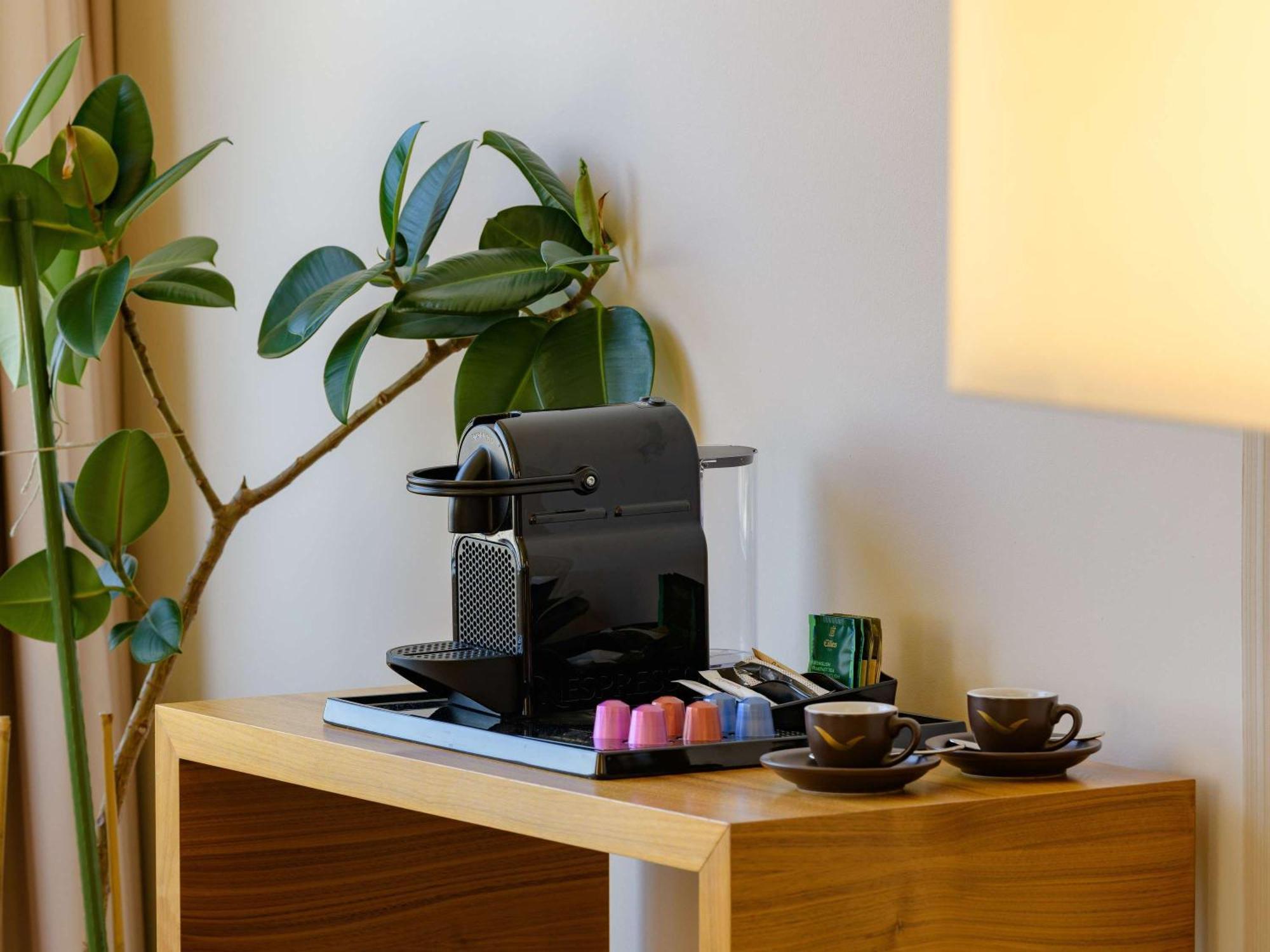 Moevenpick Hotel Geneva Meyrin Luaran gambar