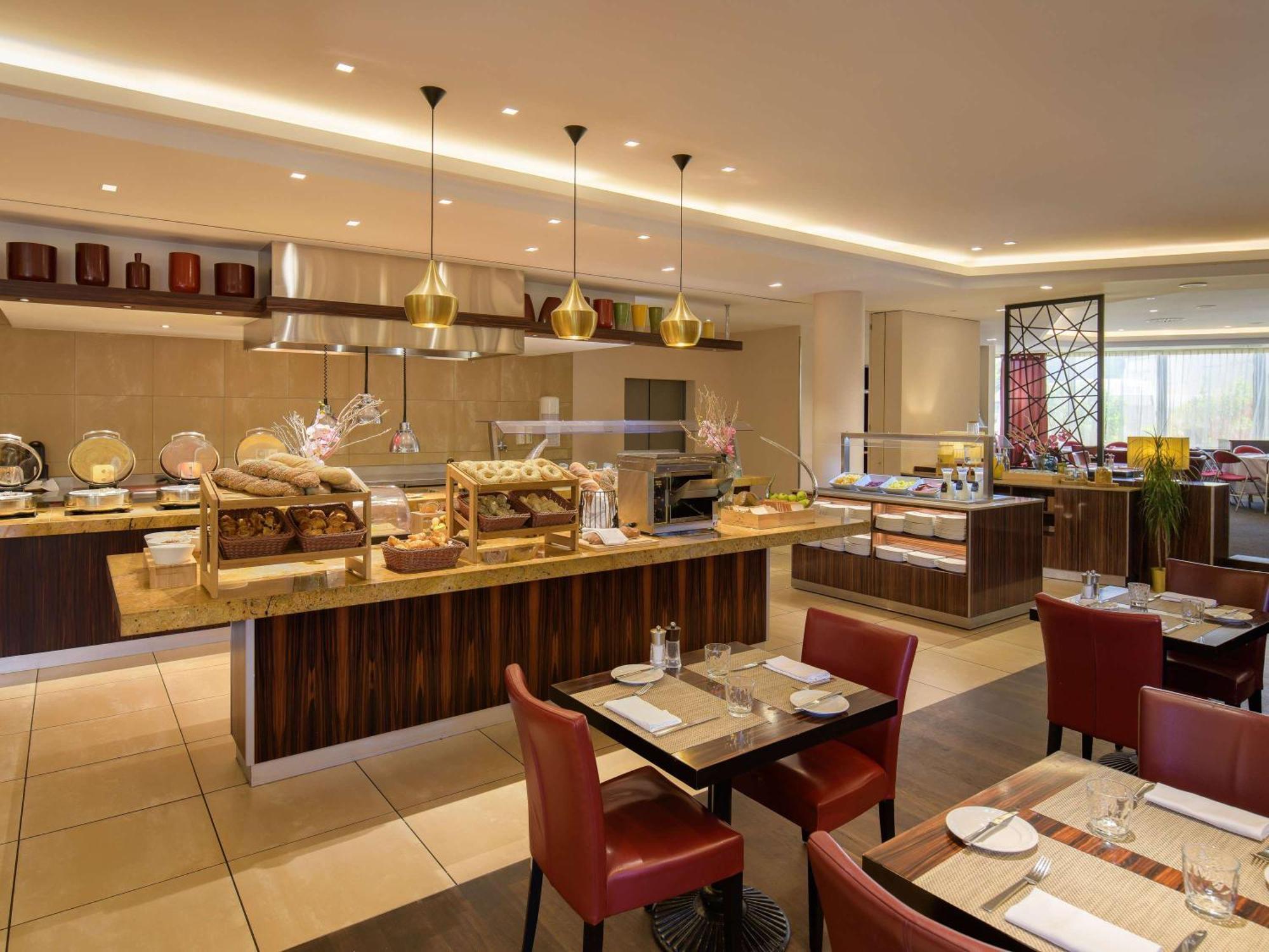 Moevenpick Hotel Geneva Meyrin Luaran gambar