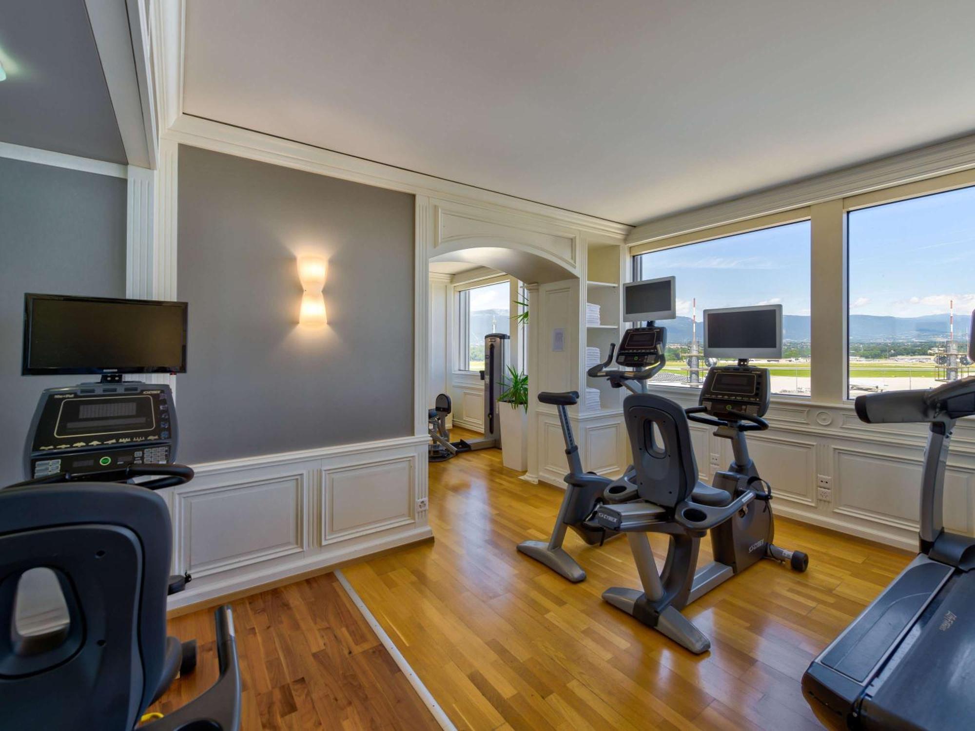 Moevenpick Hotel Geneva Meyrin Luaran gambar
