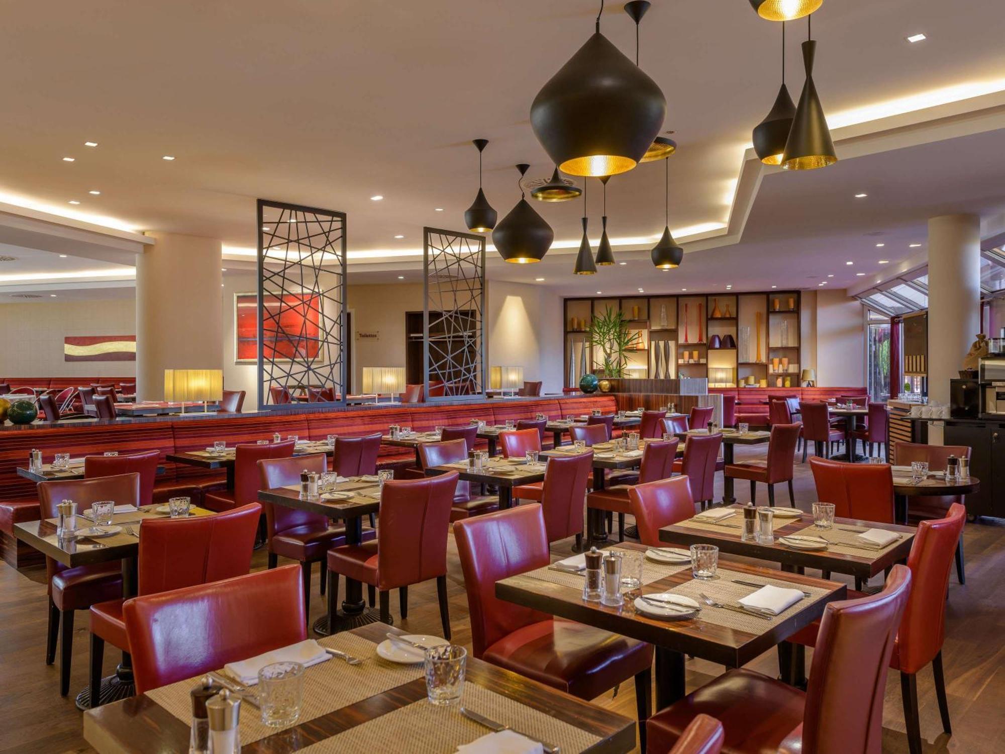 Moevenpick Hotel Geneva Meyrin Luaran gambar