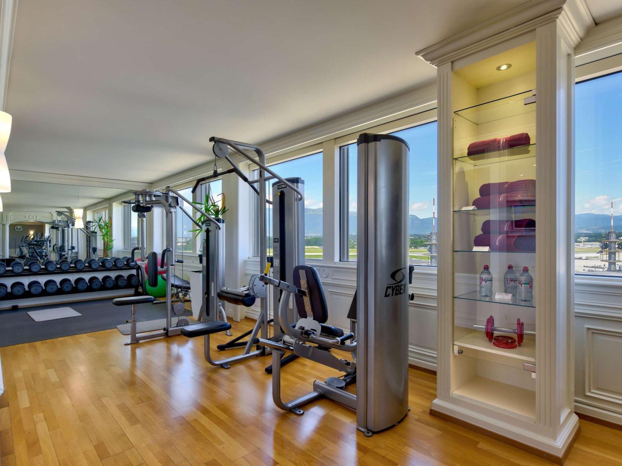 Moevenpick Hotel Geneva Meyrin Luaran gambar