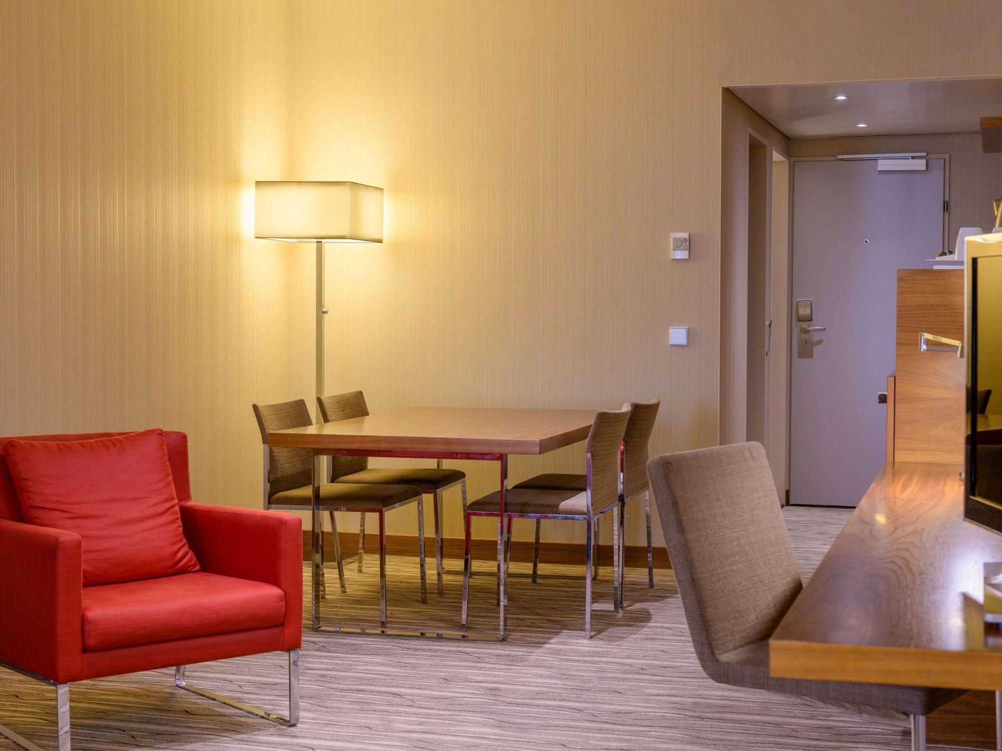 Moevenpick Hotel Geneva Meyrin Luaran gambar