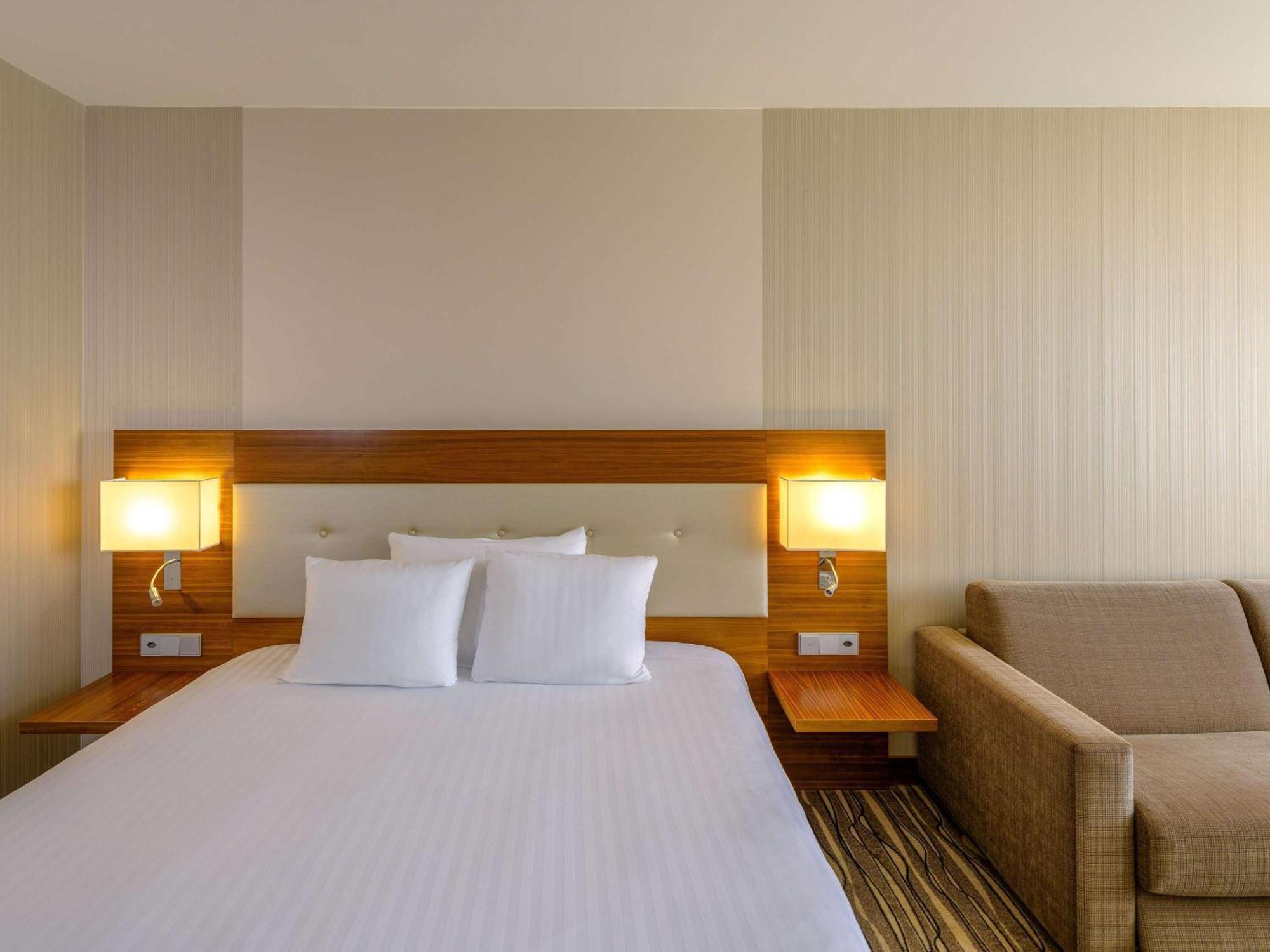 Moevenpick Hotel Geneva Meyrin Luaran gambar