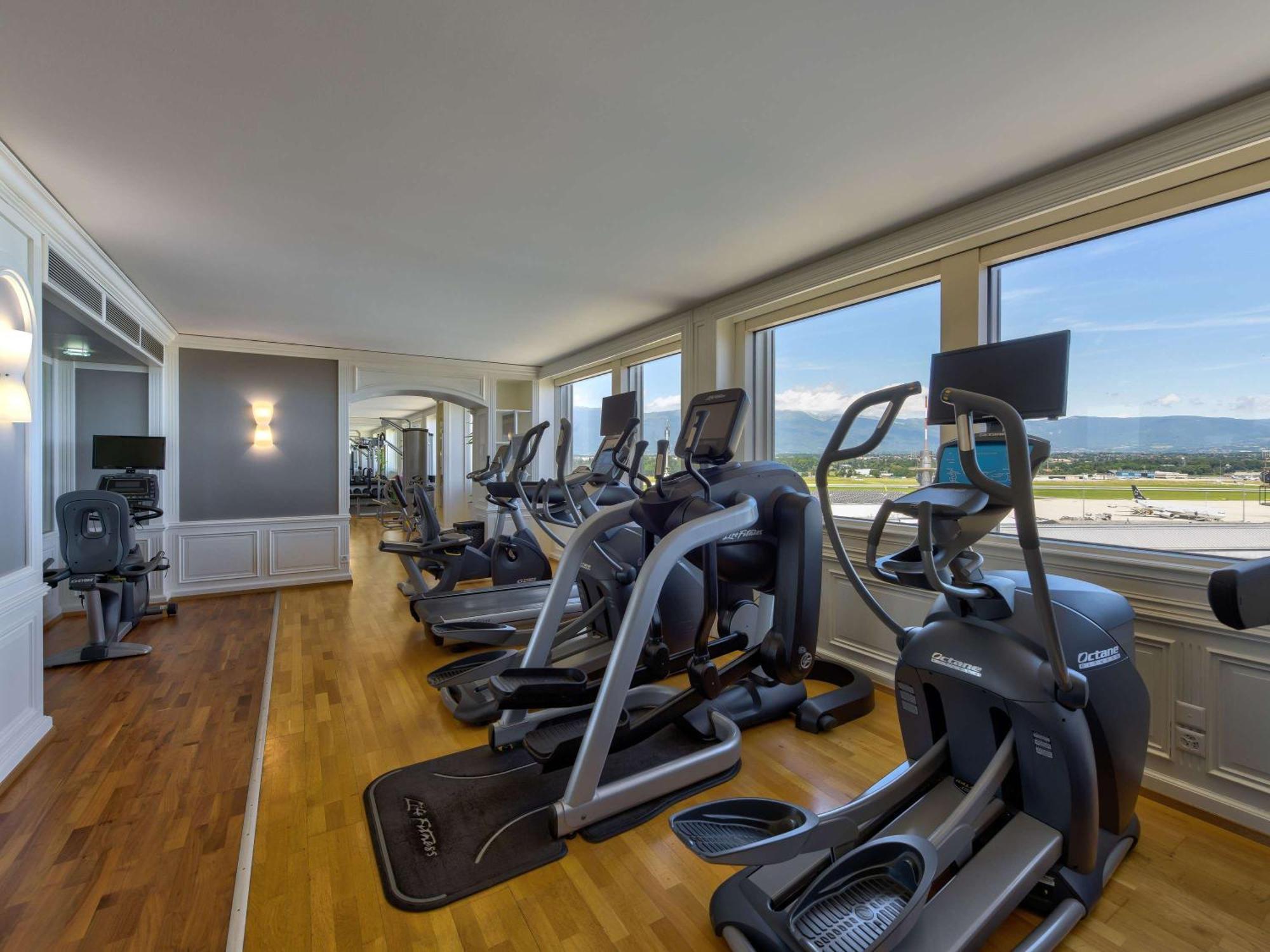 Moevenpick Hotel Geneva Meyrin Luaran gambar